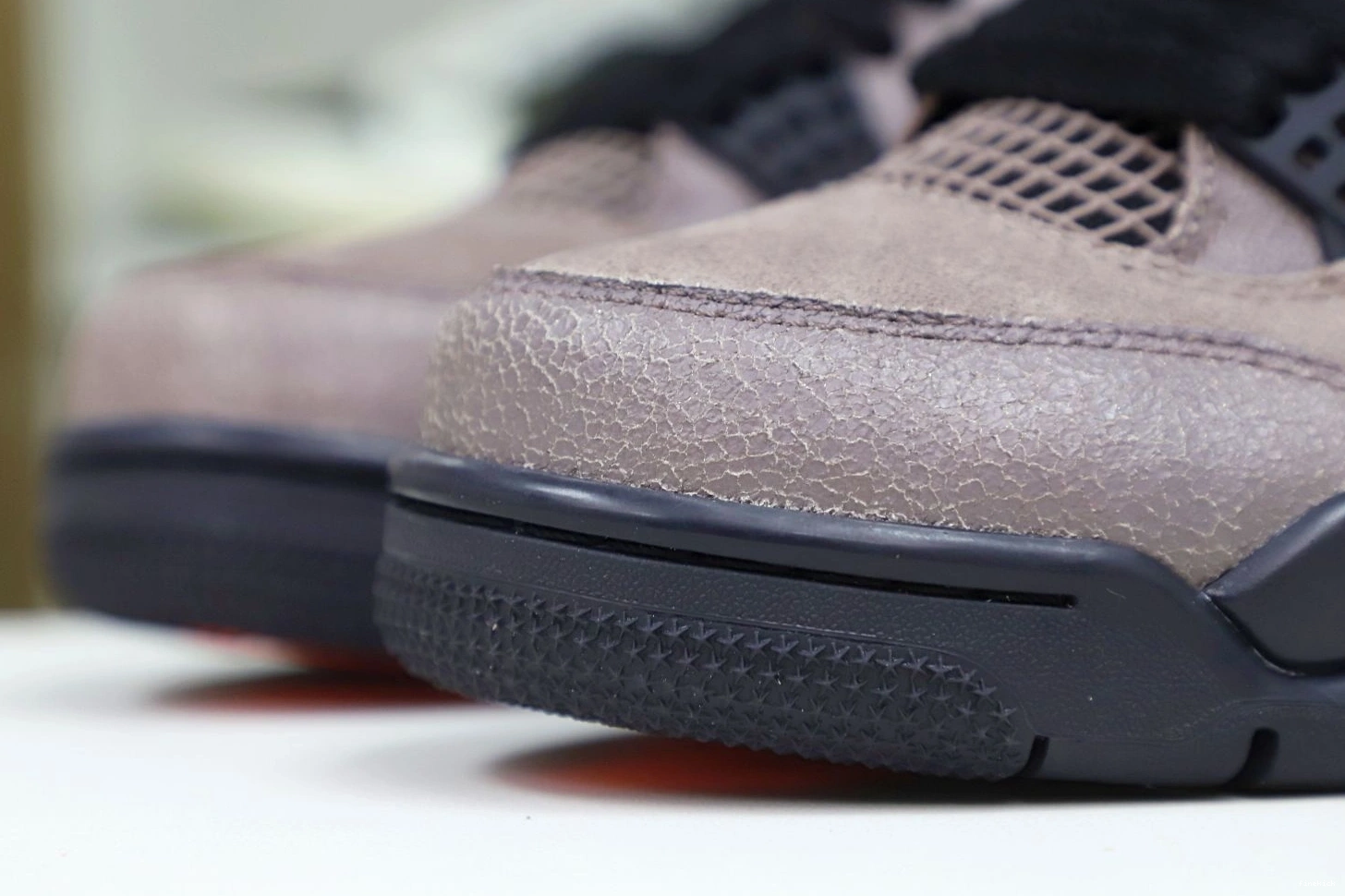 AIR HAZE' 'TAUPE JORDAN 4 RETRO 0131